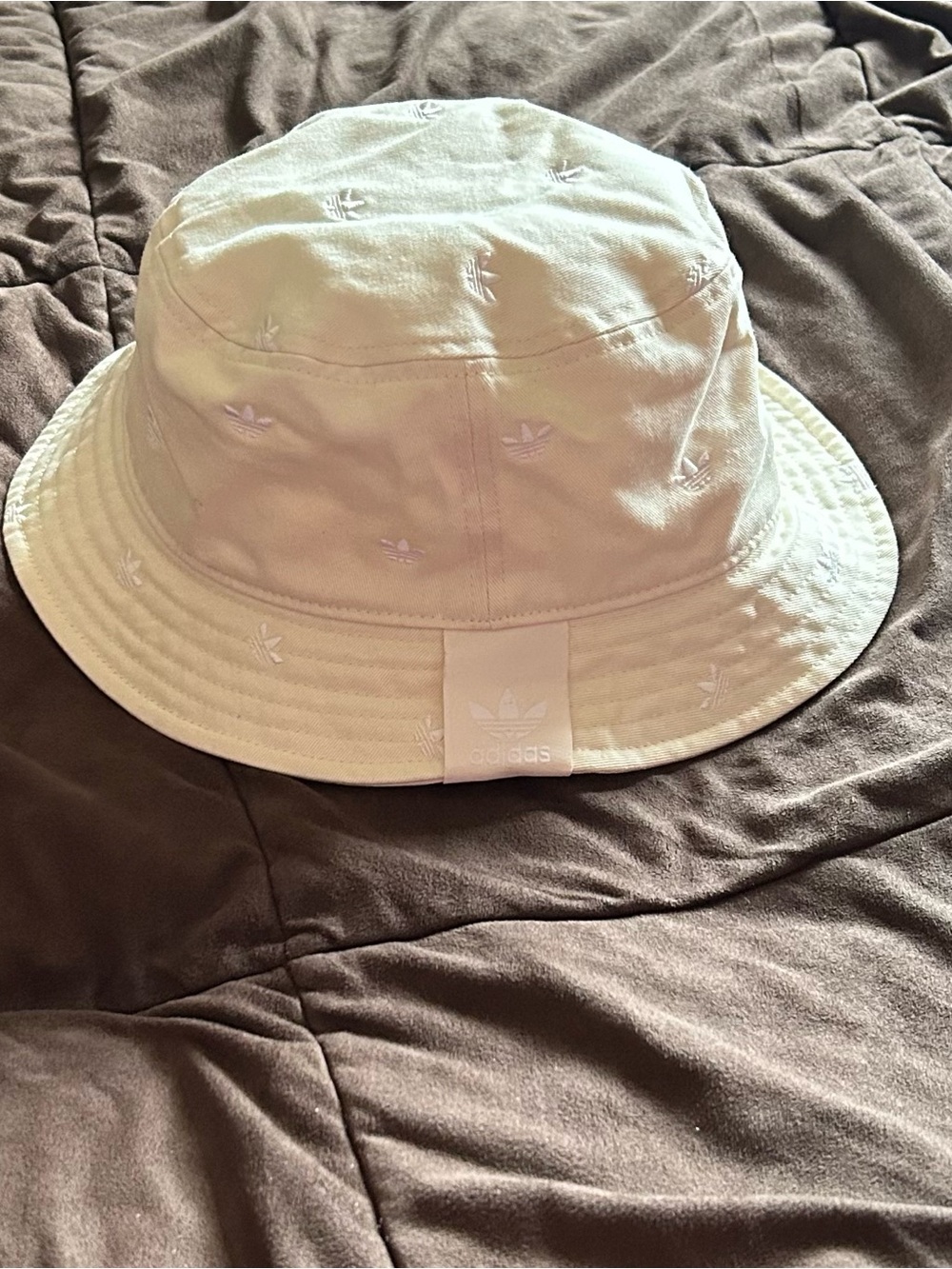 Adidas Cream Embroidered Trefoil Bucket Hat with Patch - Picture 4 of 6